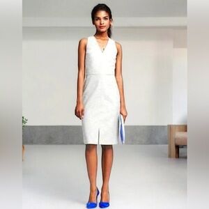 Banana Republic Textured V-Neck Sheath Dress, Size 6